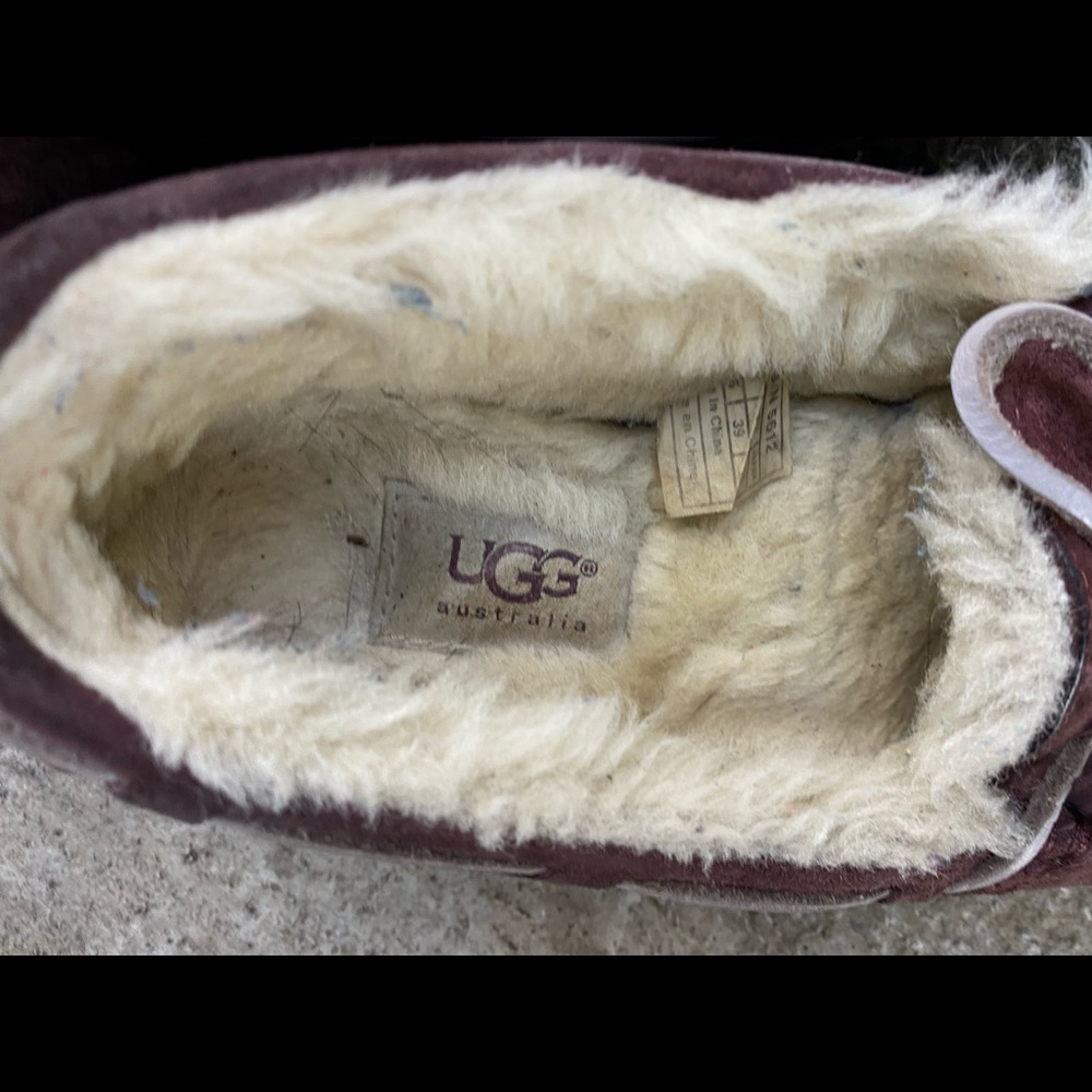 Uggs - image 6